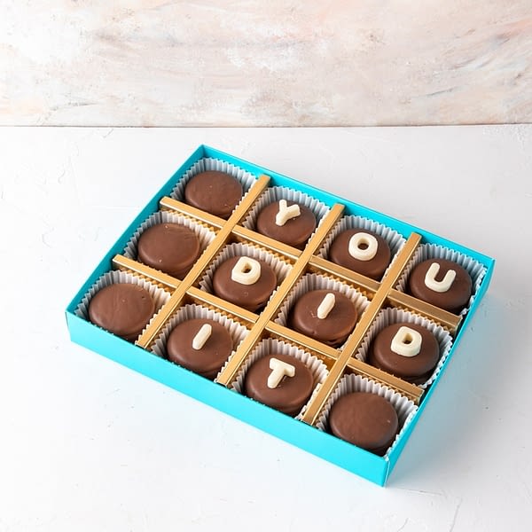 Graduation Chocolate Oreos